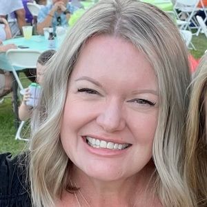 Meet your Posher, Cayce